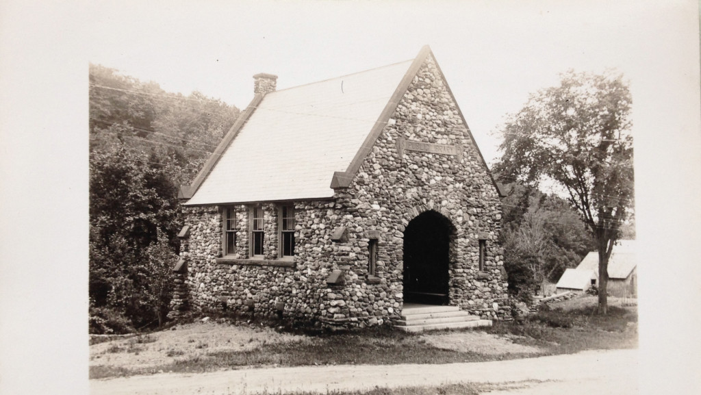 SHELBURNE FREE PUBLIC LIBRARY 233 Shelburne Center Rd. Shelburne, MA